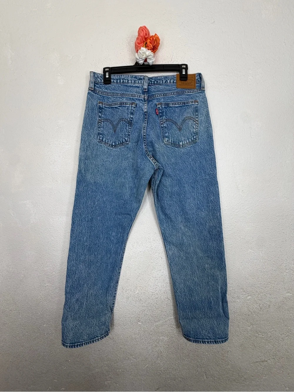 Levi's Premium Wedgie Straight Jeans Size 31 Light Wash High Rise Button Fly